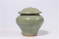 Chinese Longquan Cover Jar Vase