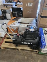 oil free air compressor (out of box/used)