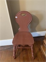 PAINTED WOOD CHAIR W/O ARMS
