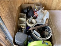 BOX LOT: HARDWARE