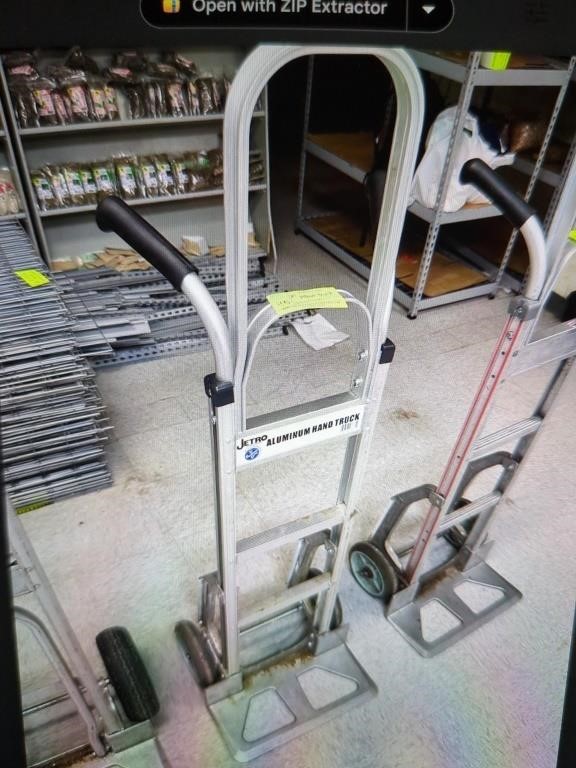 ALUMINUM HAND TRUCK