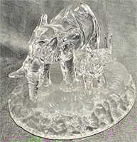 Crystal Mom and Baby Elephant on Frosted Base