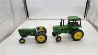 John Deere 4010 and 4450 Tractor 1/16
