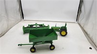 John Deere Gravity Box, Windrower, Tractor 1/16