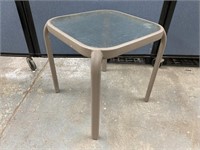 Tempered Glass Top Patio End Table 16"x16”x16.5”