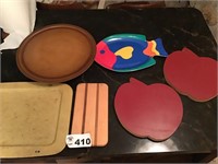 CUTTING BOARDS, PLATTERS, TRAY