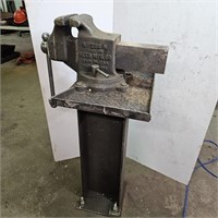 Large Industrial  Shop Vice