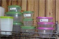 9 asstd size Rubbermaid containers with lids