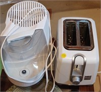 Honeywell Humidifier & Black & Decker Toaster