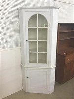 Very nice farmhouse style corner cabinet. 37 x 22