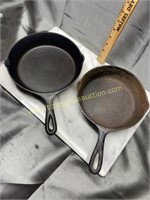 No5 and no6 cast iron skillets