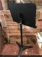 Adjustable Height & Tilt Music Stand