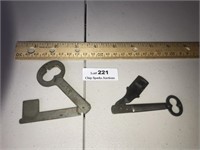 Lot of 2Vintage Unique Hinged Skeleton Keys