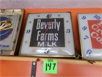 Beverly Farms Milk PAM Clock - Working