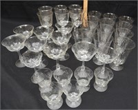 LARGE LOT OF GLASSWARE