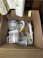 Plastic Food Storage Containers