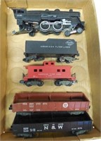 Lot of 5 Assorted Train Engine/Cars
