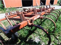 16 TOOTH CHISEL PLOW