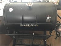 217 Grilling Conpany- BBQ/Smoker grill