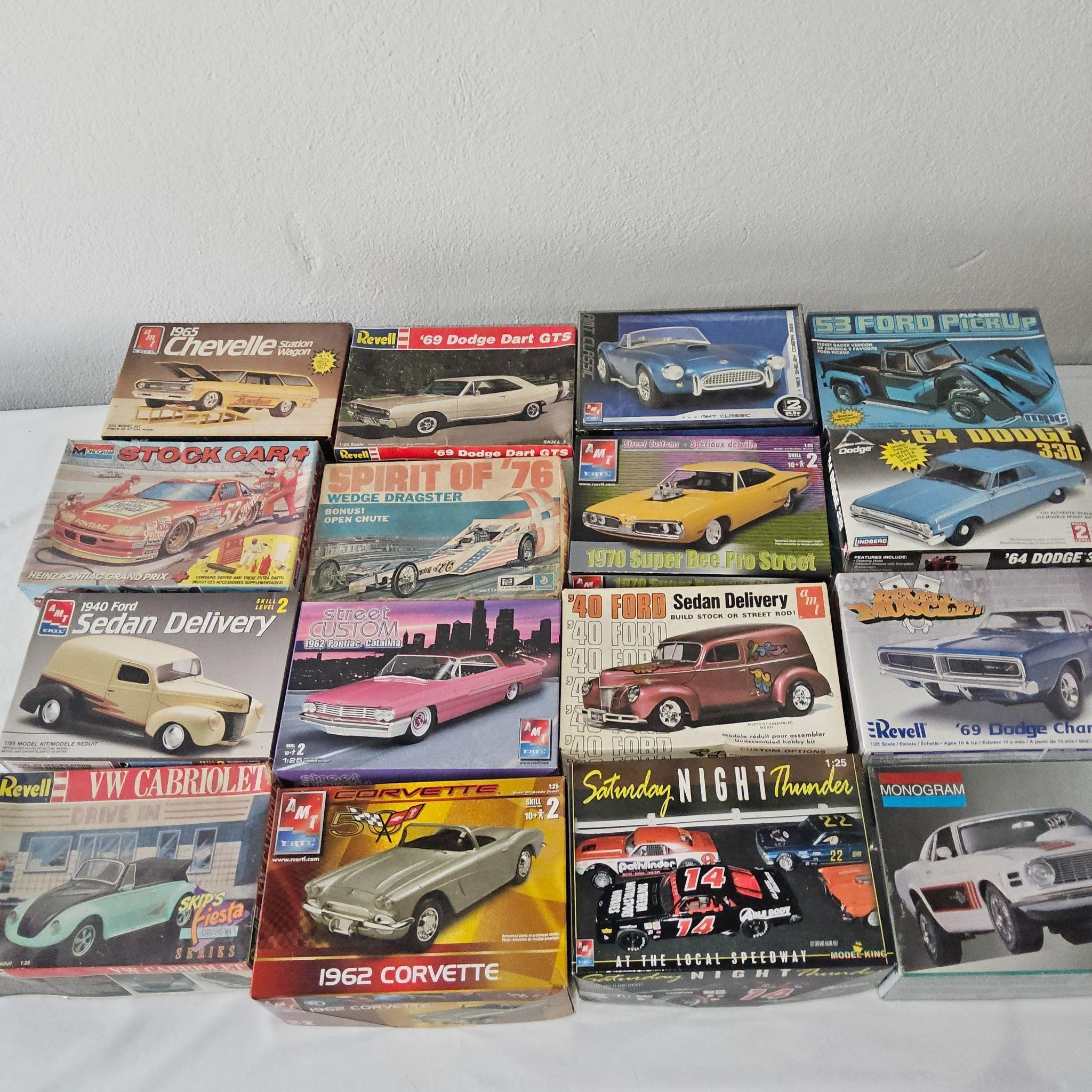 SIGNS-DIE CAST-MODEL CARS-HARLEY & MORE