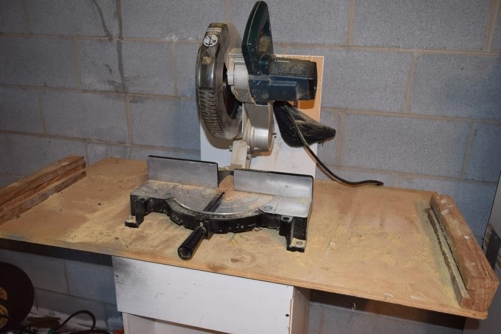 10" Black & Decker Chop Saw with Table