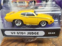 NEW Muscle Machines 1969 GTO Judge 1:64 Scale