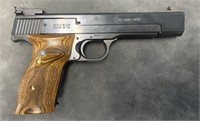 S&W MODEL 41 .22 LR 2308 0057