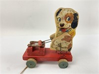 Vtg FISHER PRICE Merry Mutt Pull Behind Dog Toy