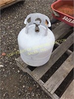 EMPTY PROPANE TANK