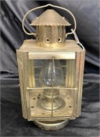 DECORATIVE HURRICANE LANTERN / PREOWNED