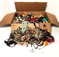 Large Selection of Costume/Fashion Jewelry