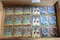 APPROX 27 MLB TRADING CARDS