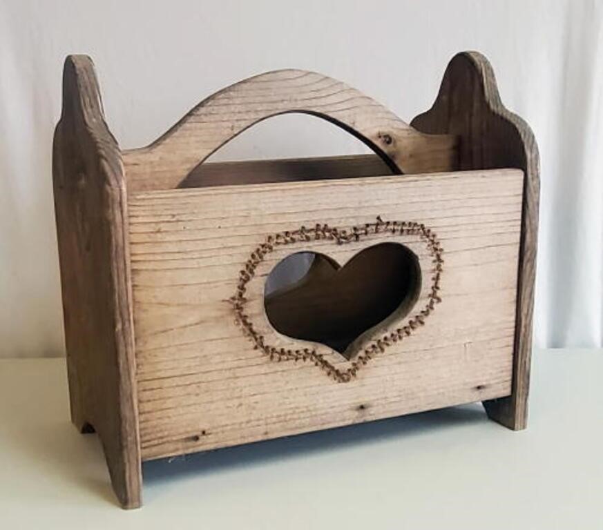 Rustic Country Wooden Magazine Rack heart motif
