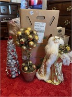 VINTAGE SANTA CLAUSE TREE TOPPER & 2 STANDING