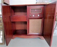 Vintage Radio Cabinet (Untested) 33"h x 32"l x 16d