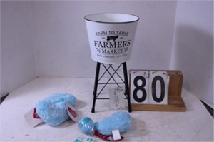 Farmers Market Bucket Tower ~ 3 Easter Items