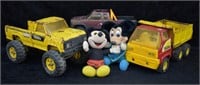 5 pcs. Vintage Toys - Trucks & Mickey Mouse