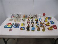 CAKE TOPPER & TOY LOT