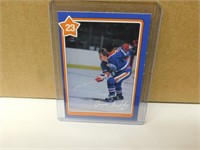 1982-83 Neilson Wayne Gretzky #23 Hockey Card