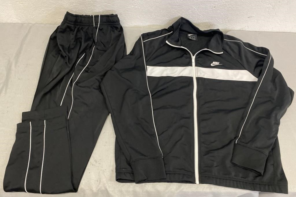 Nike Track Outfit XL Jacket & 3XL Pants