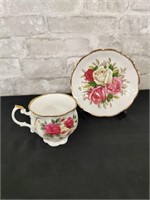 Elizabethan Tea Cup + Queen Anne Saucer