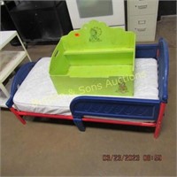 CONTEMPORARY CHILDS BED WITH MATTTRESS WITH TOYBOX
