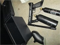 paint gun and case