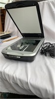 Digital photo scanner