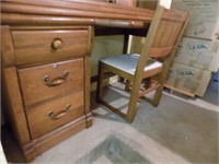 Moving - Furniture Auction