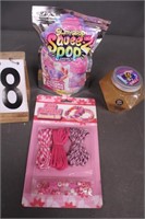 Slimygloop Squeeze Pop - Pink Paracord Bracelet-