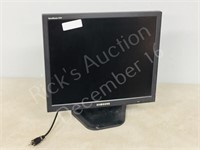 Samsung monitor-19" w/ stand