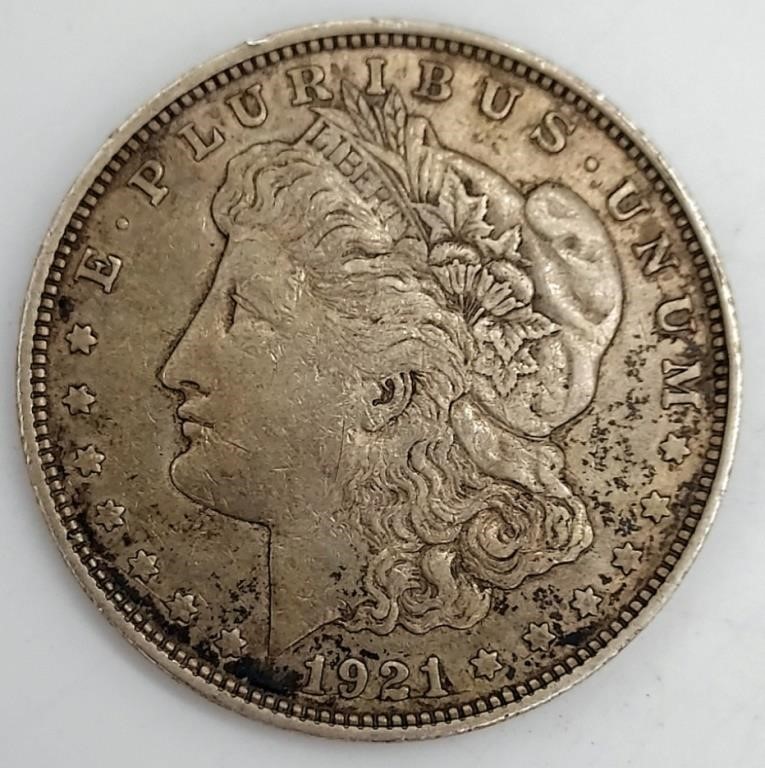 (JJ) 1921 D Silver Morgan Coin