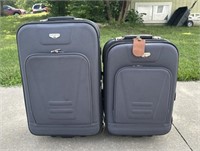 Travelers club suitcase