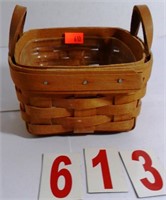 10146 Sweet Basil Basket with Plastic Liner